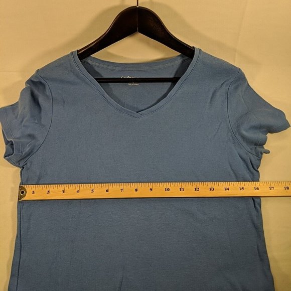 Croft & Barrow Blue V-Neck Short Sleeve T-Shirt Top Women S Small 100% Cotton - Picture 9 of 10